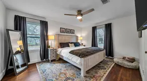 Retro by the Bay Close to Beach Eglin PetFriendly - Image 2