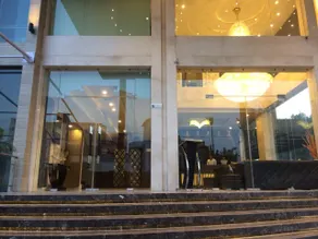DNG THE GRAND HOTEL - Image 4