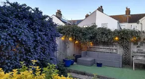 Kingfisher cottage, free parking - Image 3