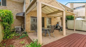 McNaughton Townhouse - Image 3