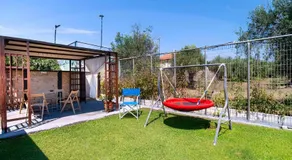 Maxim Wooden Holiday - Cozy Stay with Private Pool - Image 5