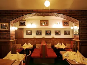 River Star Hotel - Image 4