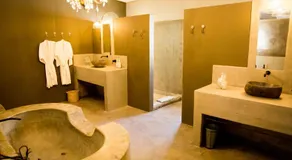 Olive Grove Guesthouse - Image 2
