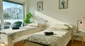 145 m2 4-Bedroom Apartment with Balcony & Free Parking - Image 2