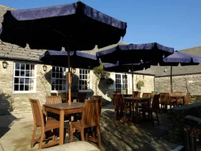 The Bird In Hand Inn, Witney - Image 4