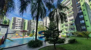 Manhattan Condo Ipoh with Water Park and Pool View - Image 5