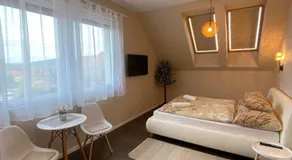 Villa Corner - Image 2