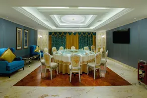Xingang International Hotel - Image 4