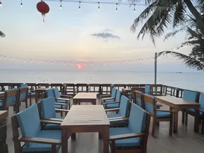 Orange Resort - Image 5