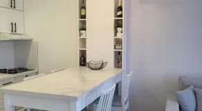 Apartment 10 - Image 3