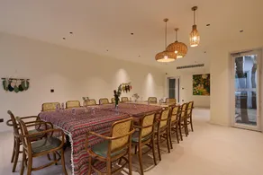 Huazhu Luxurious Fruit Villa - Image 4