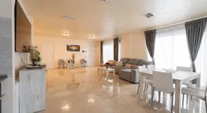 Exclusive Villa City, Beach & Golf - Image 4
