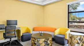 Days Inn by Wyndham Salem - Image 3