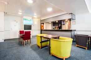 Russel Court Hotel Bournemouth Central - Image 5