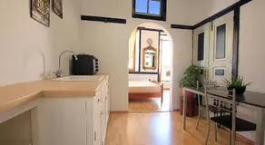 Traditional Apartments Alexandra - Image 4