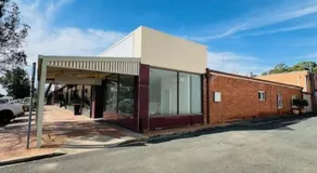 Sage's - Image 3