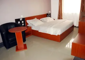Kifina Emerald Hotel - Image 2
