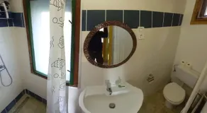 Kisfaludy Apartment House - Image 4