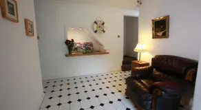 Ewenny Farm Guest House - Image 4