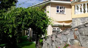 Hibiscus House Seychelles Self Catering - Image 5