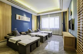 Huating Huarong TIME Hotel - Image 5