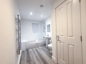 Katrina Suite - Image 4