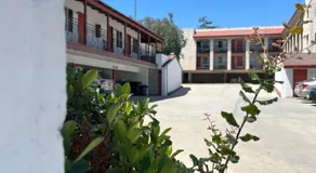 El Rio Motel - Image 3