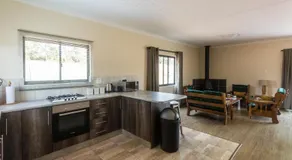 Kamberg Valley Hideaway - Image 4