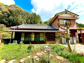 Sameura Home with organic garden - Image 2