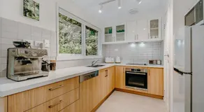 Steep Creek Retreat - Image 5
