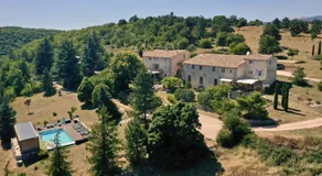 Le Domaine de Piedmoure, Gîtes et chambres, piscine, terrasses privatives - Image 3