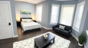 The Den Hotel - Image 3