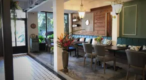 Bloom Boutique Hotel & Cafe - Image 2
