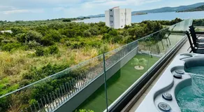 Villa Ive by Belmont Realty - Image 4