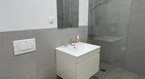 Ioanic Modern Apartment with Parking - Image 2