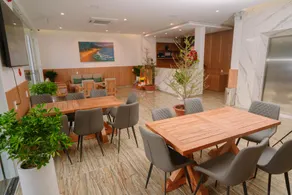 Yen Hotel - Image 2
