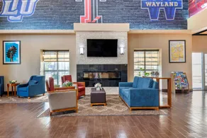 Comfort Suites - University - Image 2