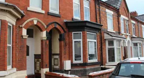 Townhouse @ 282 Walthall Street Crewe - Image 3