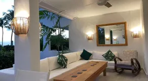 49 Steps - Glitter Bay, St James - Image 3