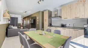 Urban Square Elite Suites by 360 Estates - Image 5
