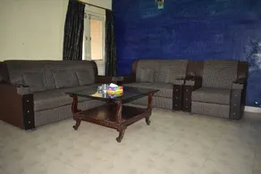New Days Inn - Image 3