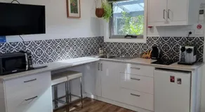 Kadi House - Unit 2 - Image 4