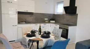 LOOT: Moderne Wohnung / Zentral - Image 4