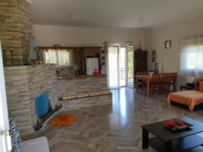 A relaxing escape in traditional house by the sea - Image 3