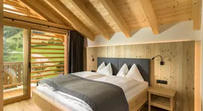 Spettacolare appartamento con giardino e idromassaggio | Vista sulla montagna - Image 2
