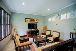 Cakra Kusuma Hotel - Image 5