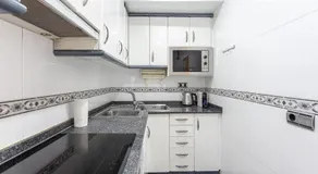 3 Bdr Apt In Cornella 5 Mins Form The Metro - Image 5