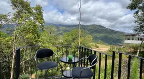 Green Therapy Cottage - Image 2