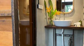 Kebun Lisdtari Farmstay The Kabin - Image 2