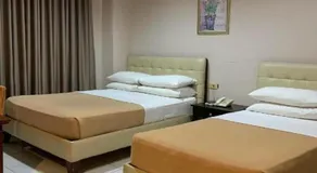 Highway 21 Hotel - Image 4